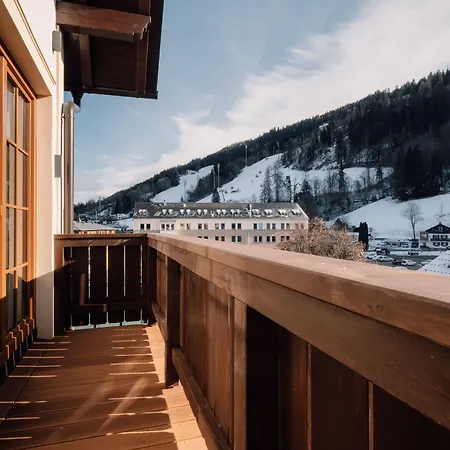 Hotel Johann 4*